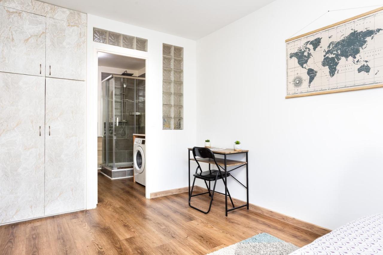Appart Premium Du Lys Balcon Amenage Parking Gratuit Dammarie-lè-Lys Eksteriør bilde